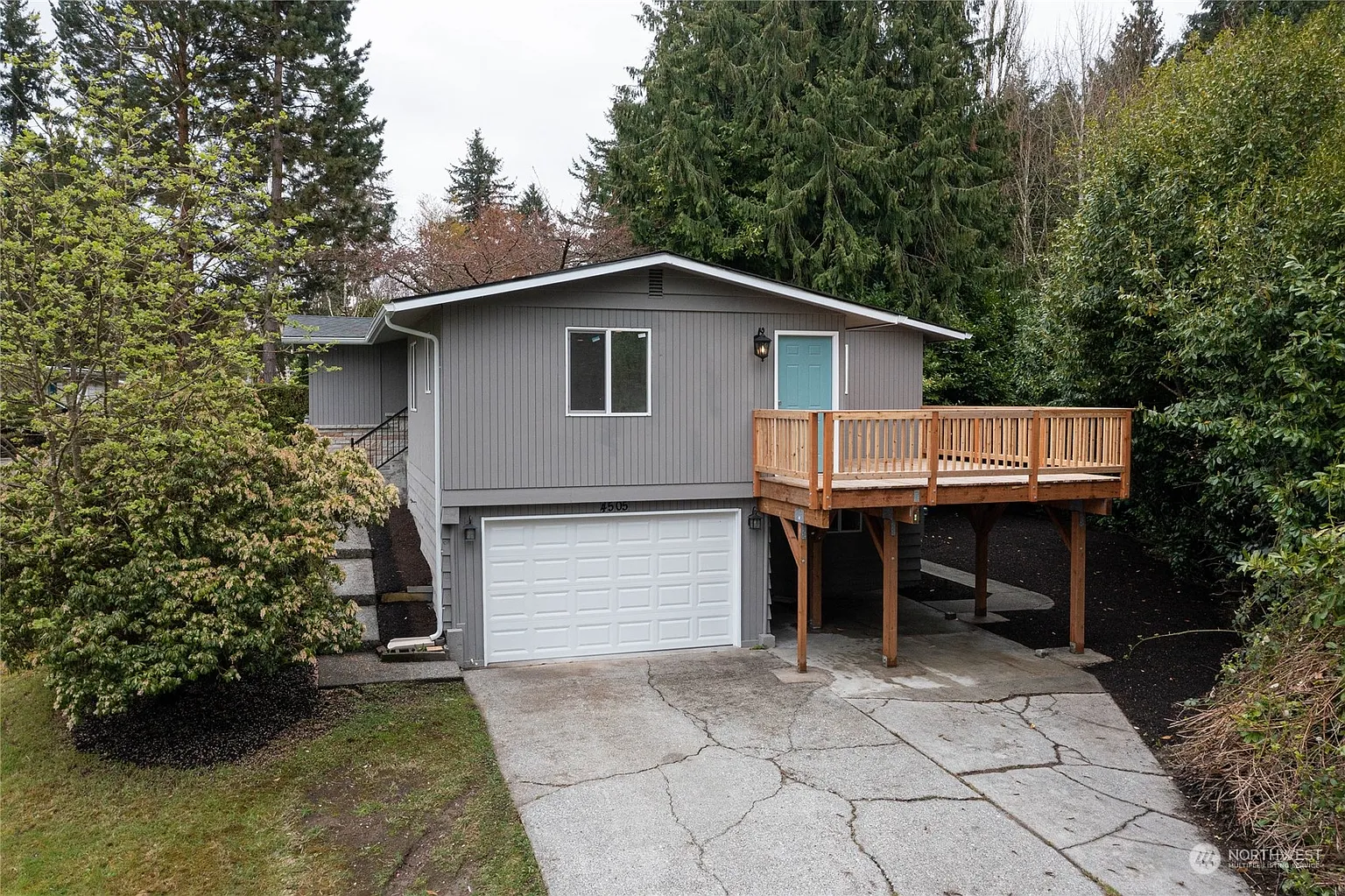 4505 Crescent Avenue photo 1