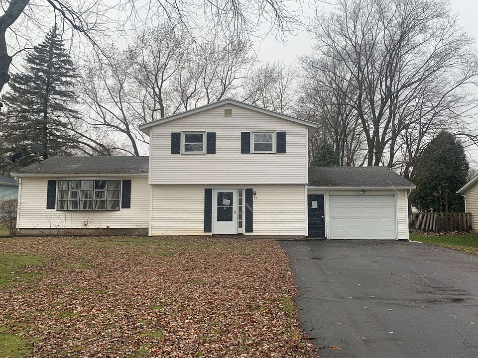 1st image of 97 Vendome Dr S