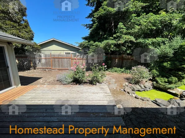 781 Stephanie St N, Monmouth, OR 97361