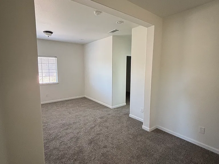 924 Riata Ct — Photo 5