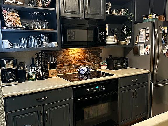 3rd image of 9481 Highland Oak Dr Unit 1616