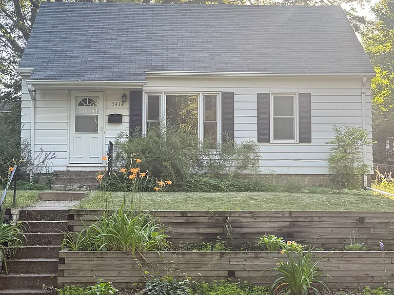 3434 Taylor St NE — Photo 11