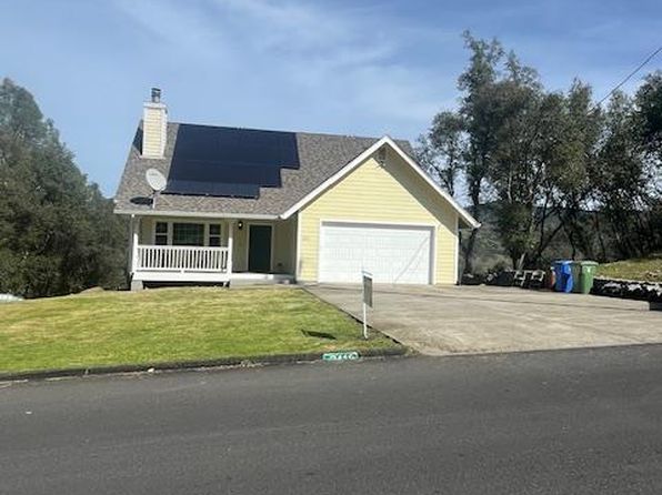 2410 Harness Drive - 4bd/3ba, 2,678 sqft - in Pope Valley, CA