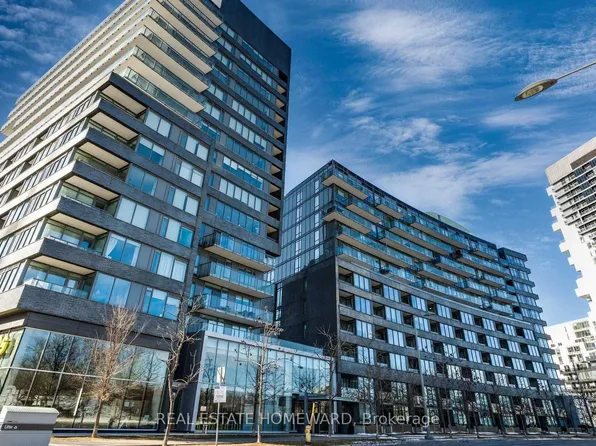 120 Bayview Ave, Toronto, ON