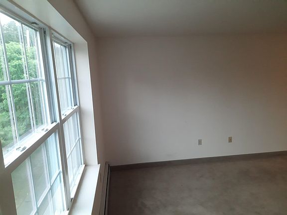 4th image of 486 Nashua Street #215