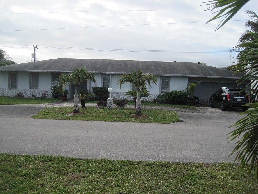 2314 NW 29th St, Oakland Park, FL 33311 | Zillow