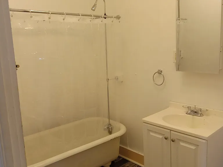 72 Forest Hills Dr #3 — Photo 6