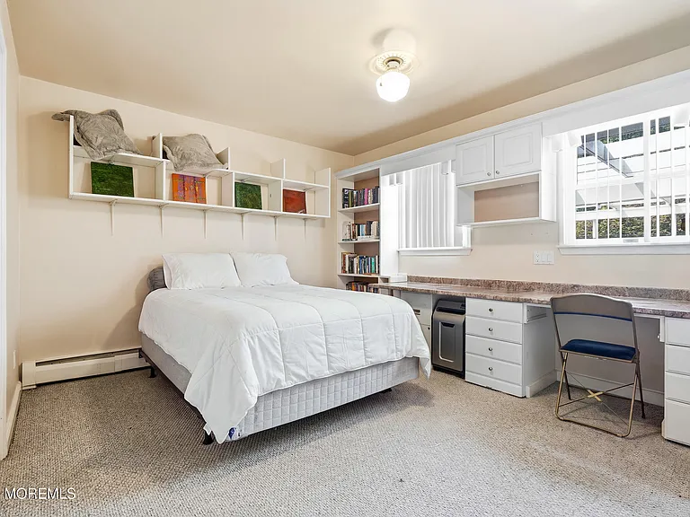470 Monmouth Pl — Photo 40