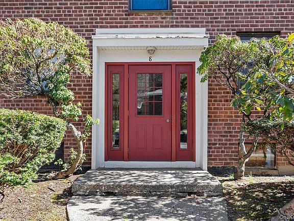 2nd image of 8 Lawrence Drive #C