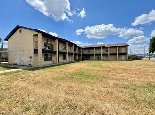 120 E Schunior St - B&H Apartments, Edinburg, TX 78541