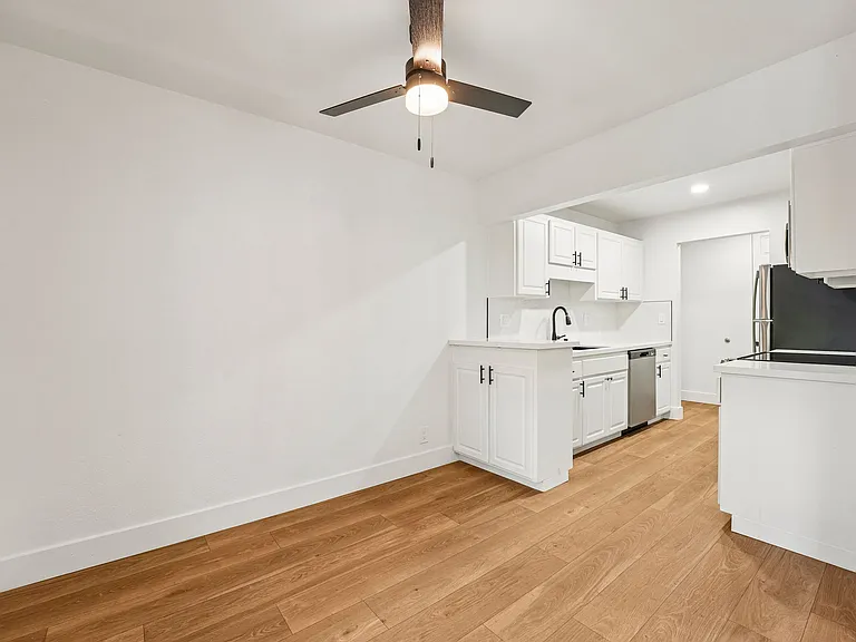 Summerwood Apartments — Photo 114