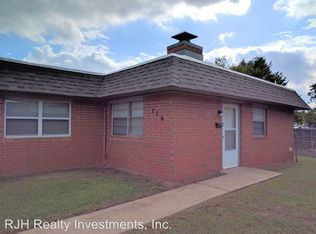 116 NE 12th St, Moore, OK 73160