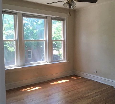 5th image of 5235 N Winchester Ave #1