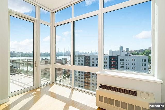 1st image of 1807 Hudson Park