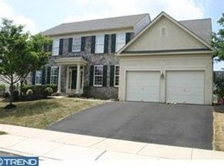 8 Ellerdale Rd, Fallsington, PA 19054