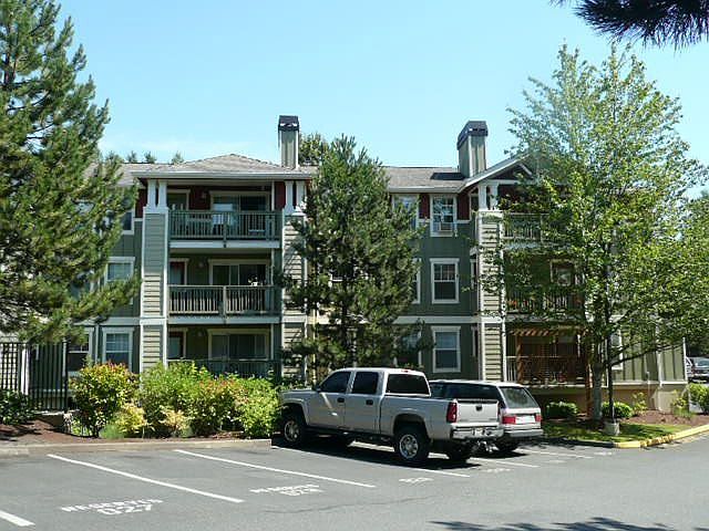 1st image of 7711 NE 175th St E 305 #E
