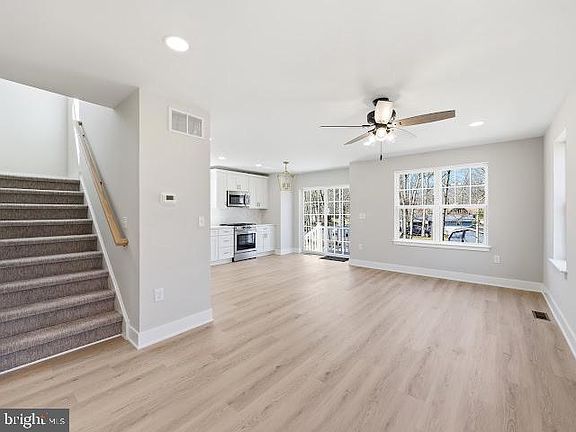 5th image of 1463 11th Ave