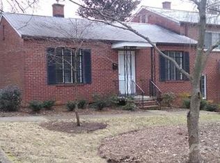 2625 A Greenbrier Rd, Winston Salem, NC 27104