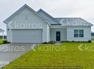 631 Castillo Dr, Loris, SC 29569