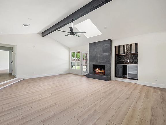 3rd image of 2609 Dalgreen Dr