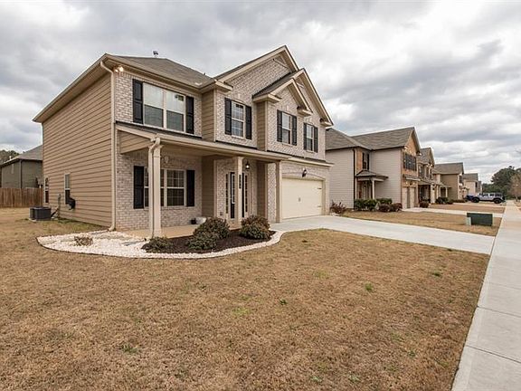 2nd image of 3368 Gardenside Walk