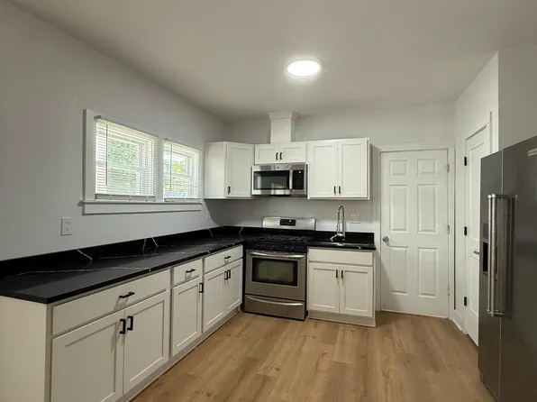 10225 Bernard Ave #1, Cleveland, OH 44111