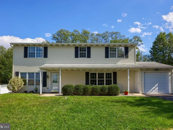 757 Ferndale Rd, Mount Joy, PA 17552