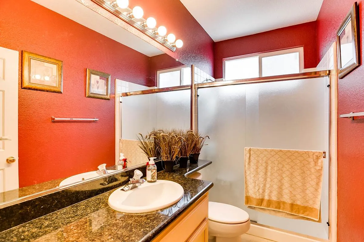 4 bed, 4087 sqft, $4,000 — Photo 4