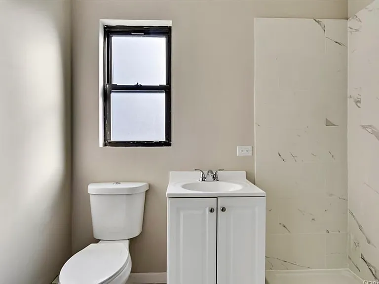 23 Park Hill Ave #3 — Photo 5