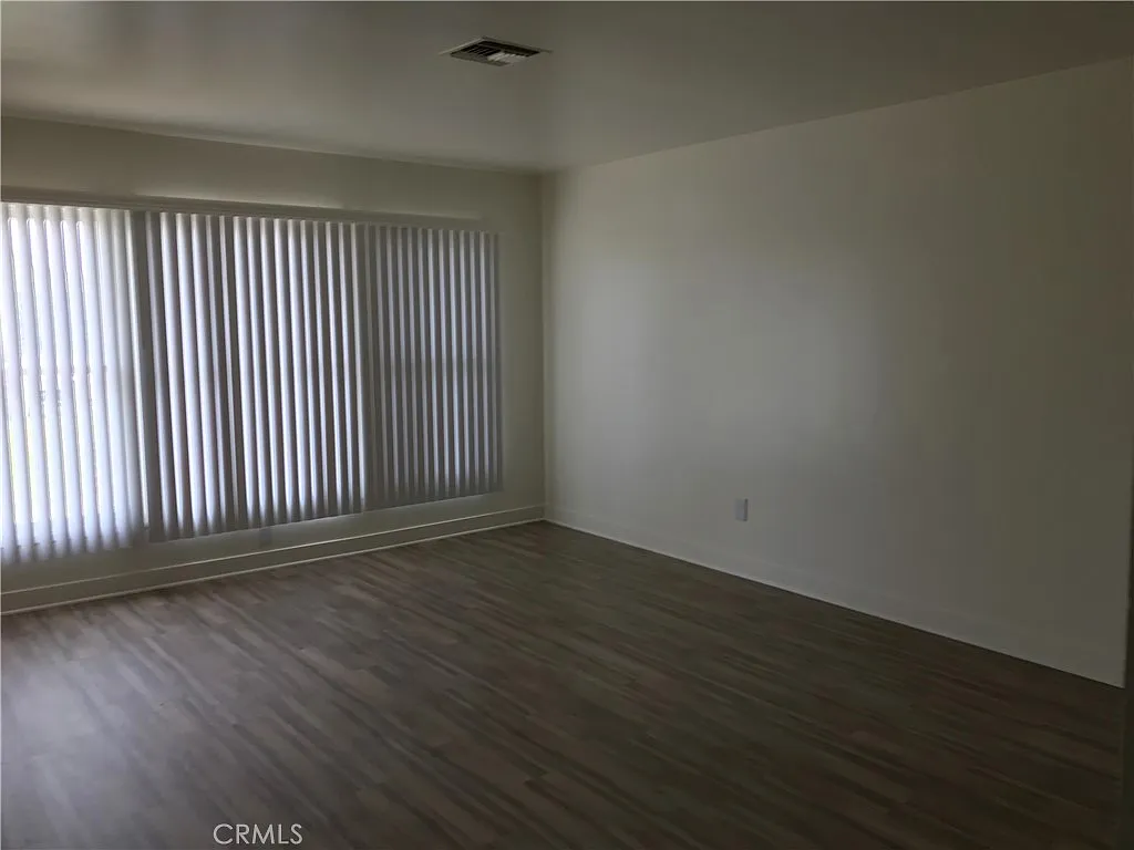 Building Photo - 12081 Marigold Ave