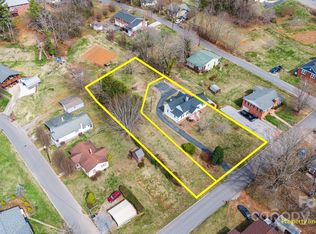 9999 Phillips St, Canton, NC 28716
