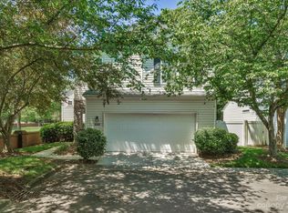 9282 Meadowmont View Dr, Charlotte, NC