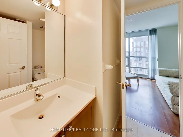 761 Bay St #2709 — Photo 25