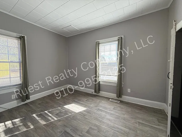 213 Airport Rd — Photo 7