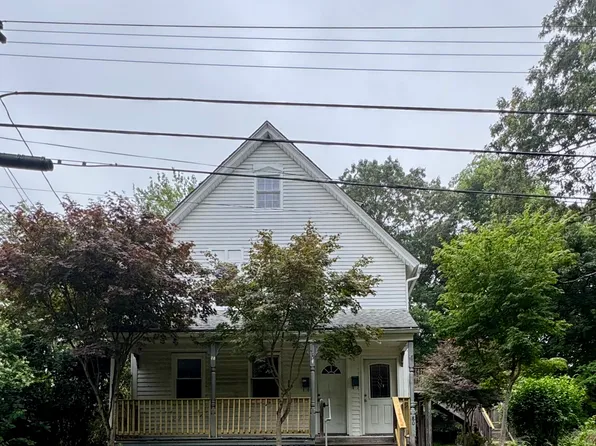 80 Hickory St APT 2, Norwich, CT 06360