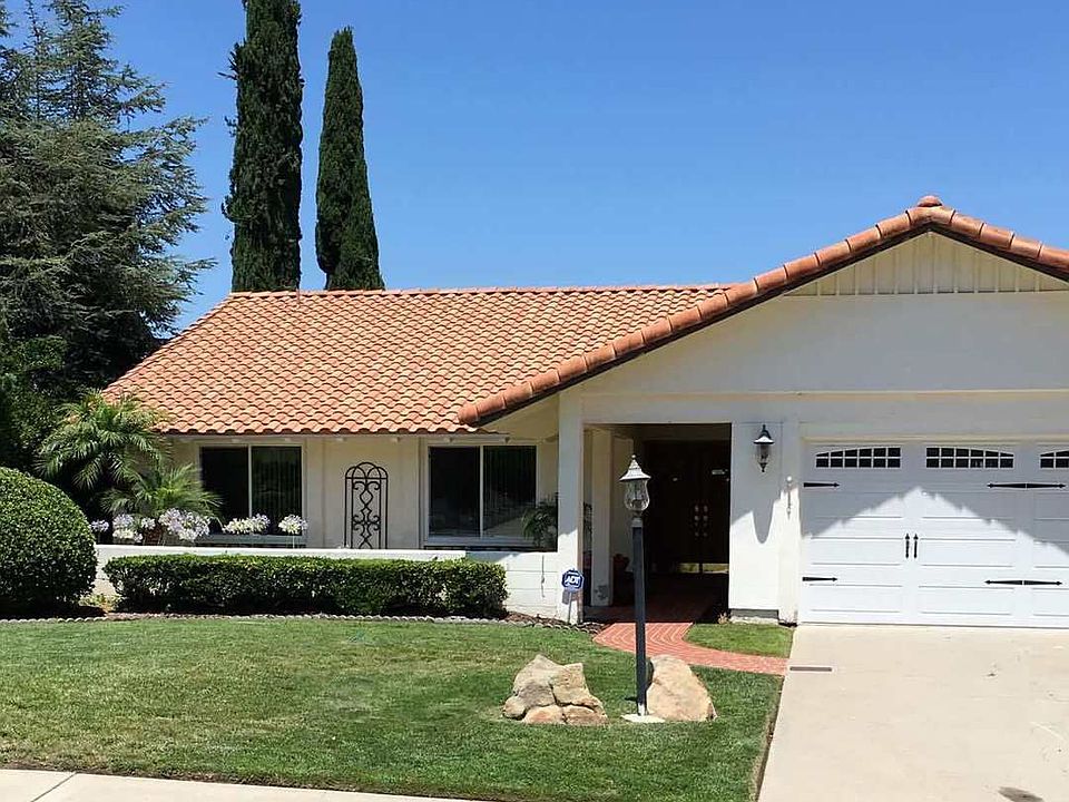 2nd image of 17394 Campillo Dr