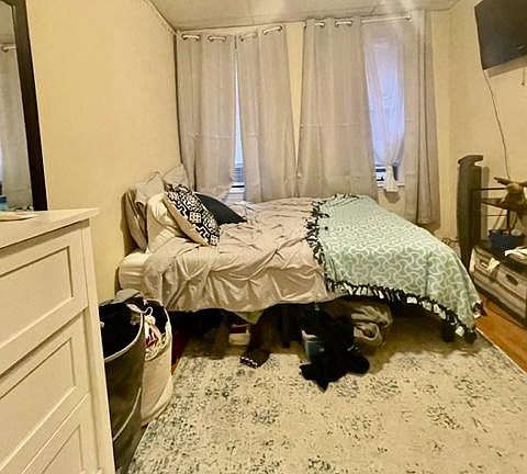 5th image of 7 Myrtle St APT 6