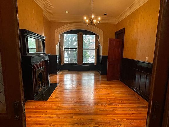 4th image of 574 Madison Ave APT 1