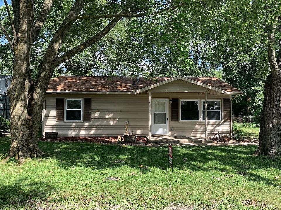 1st image of 1003 S Eastview Dr