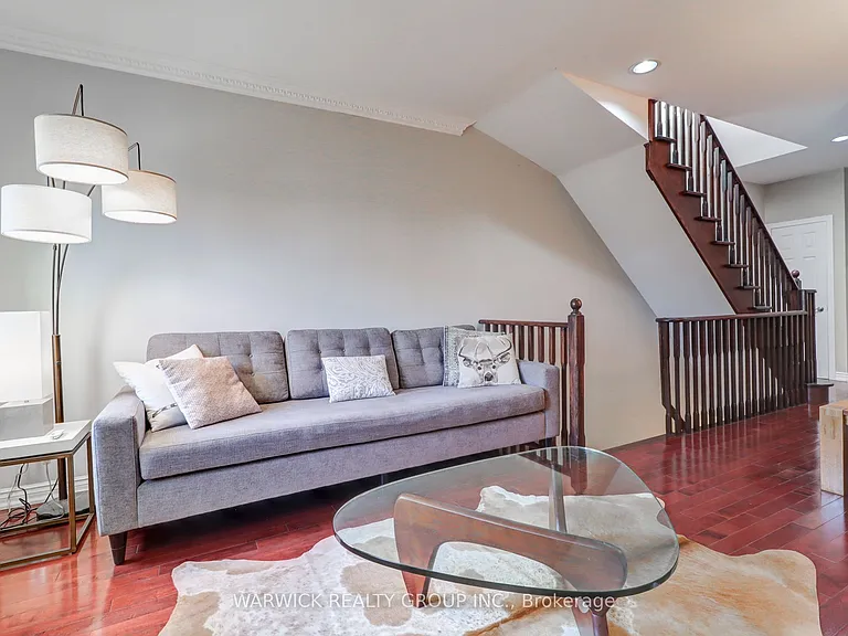 645 Davenport Rd #10 — Photo 4
