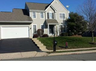 708 Buttonwood Dr, Royersford, PA 19468