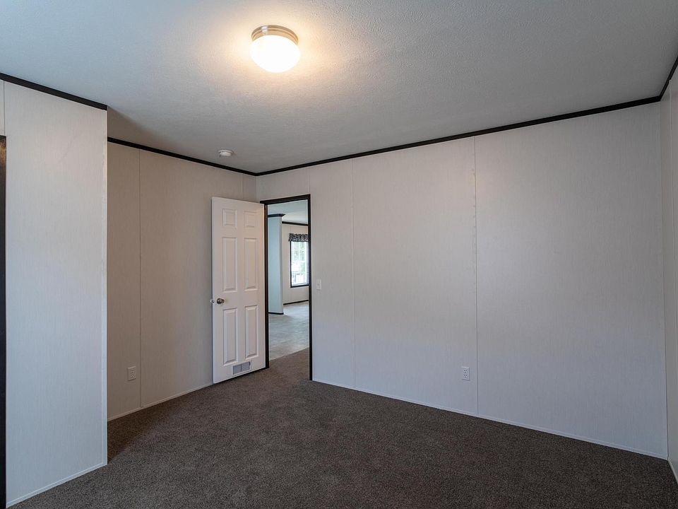 Building Photo 5
