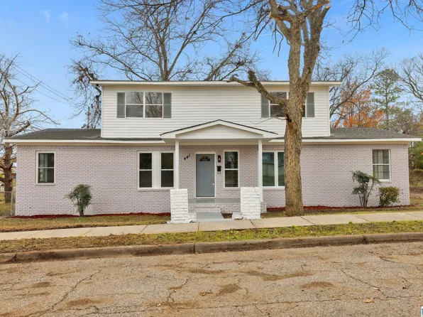 441 62nd St, Fairfield, AL 35064