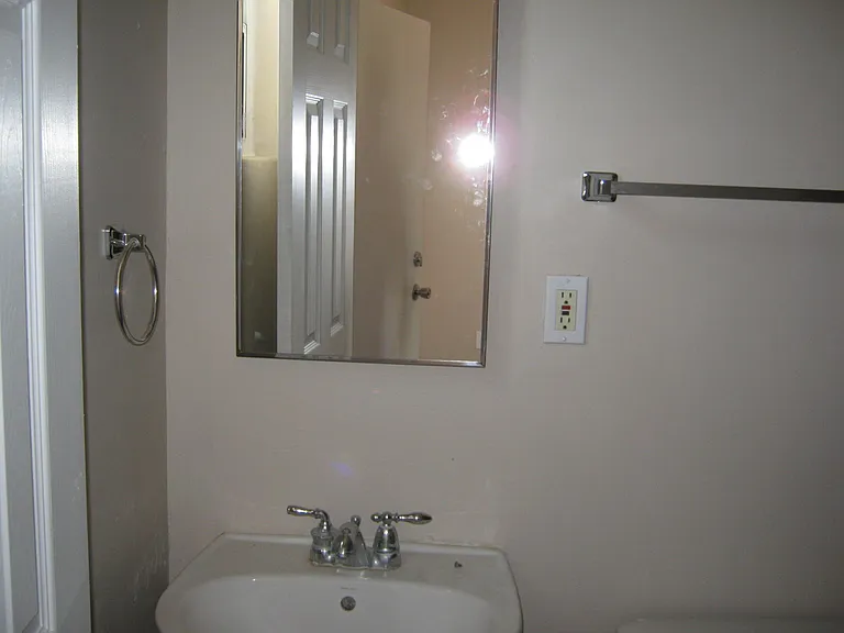 3811 N 6th St #B — Photo 10