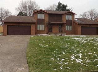 7463 Peachmont Ave NW, North Canton, OH 44720