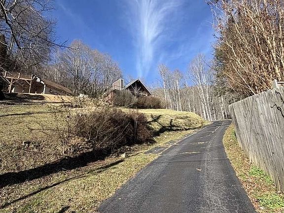 3rd image of 1516 Kitchens Branch Rd