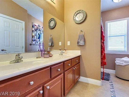 5th image of 8674 Traveling Breeze Ave #10