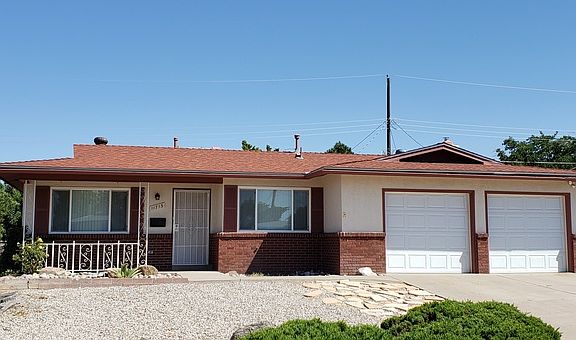 3rd image of 11713 La Cueva Ln NE