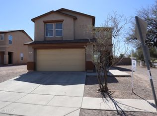577 W Tiger Shark Rd, Tucson, AZ 85706
