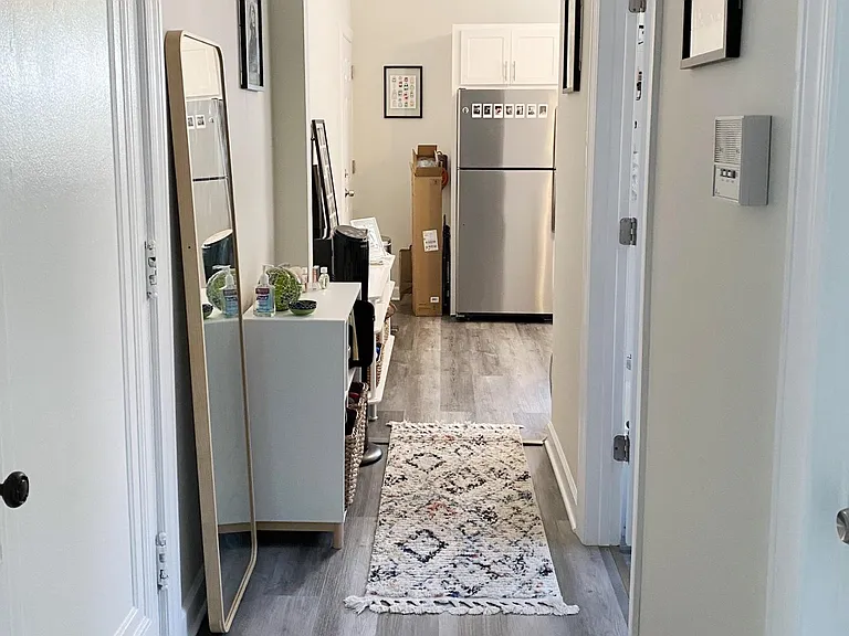646 W Roscoe St #2N — Photo 3